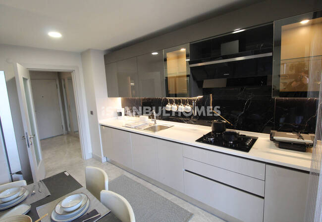Luxe Flats with High Investment Potential in Beylikduzu 11