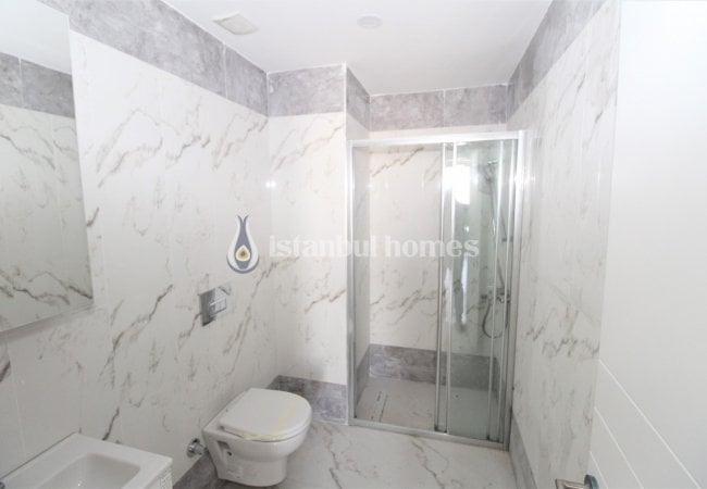 شقق بتصميم معاصر مطلة على البحر في كارتال 11