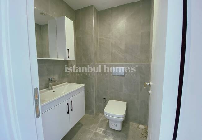 Propriétés Commerciales Adaptées À L'investissement À Kagithane 13