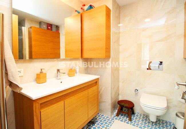 Duplex Wohnung Nahe Der Hauptstraße Und U-bahn In Kadikoy 24