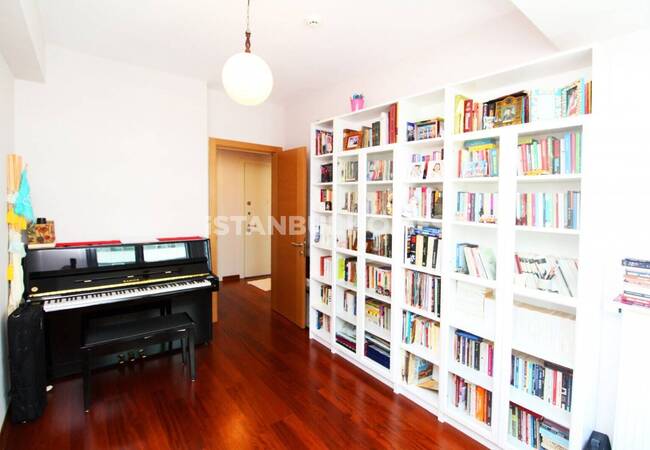 Duplex Wohnung Nahe Der Hauptstraße Und U-bahn In Kadikoy 28