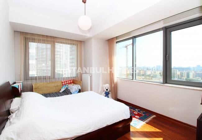 Immobilier Près De La Route Principale Et Du Métro À Kadikoy 20