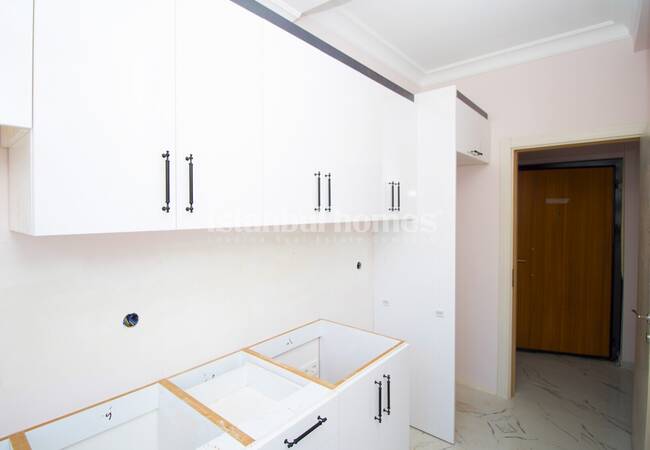 Well-located 2+1 Apartment for Sale in Istanbul Atasehir 11