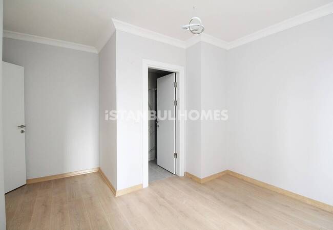 املاک با چشم انداز دریاچه در کوچوکچکمجه، استانبول 11