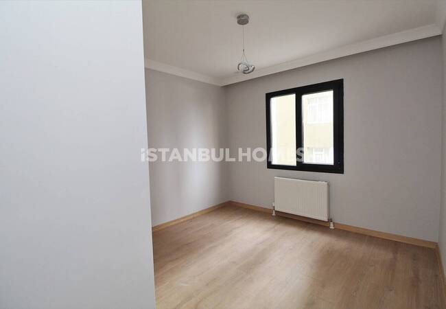 املاک با چشم انداز دریاچه در کوچوکچکمجه، استانبول 13