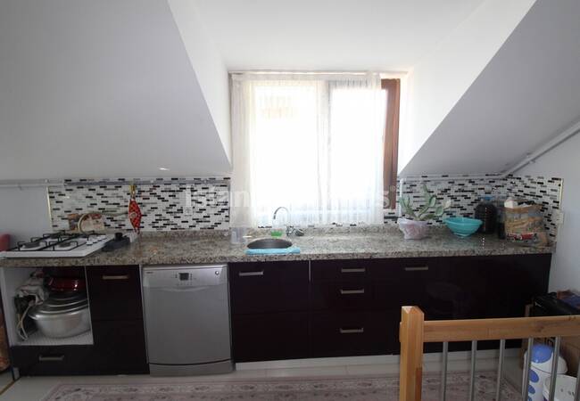 Beylikdüzü'nde Ayrı Mutfaklı Ferah Dubleks Daire 20