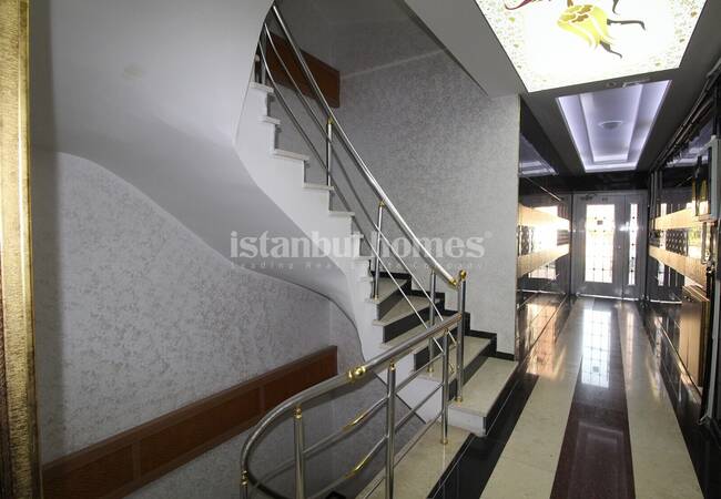 Beylikdüzü'nde Ayrı Mutfaklı Ferah Dubleks Daire 24