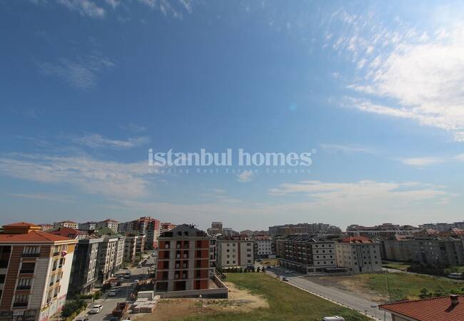 Beylikdüzü'nde Ayrı Mutfaklı Ferah Dubleks Daire 26