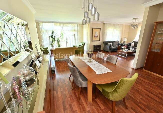 İstanbul Eyüpsultan'da Havuzlu Sitede Ferah Tasarımlı Daire 8