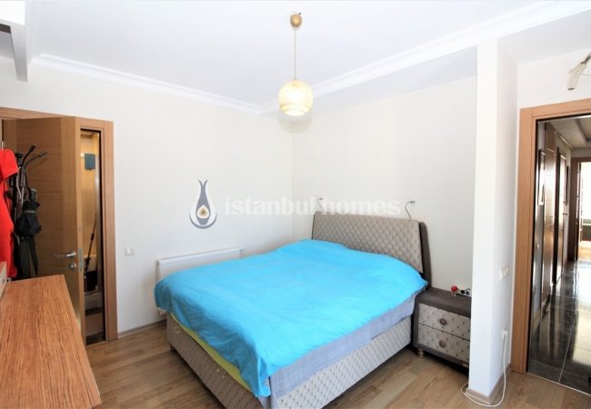 Well Kept Apartments Near Bagdat Street in Kadikoy 16