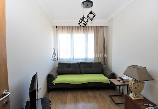 Well Kept Apartments Near Bagdat Street in Kadikoy 19
