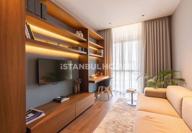 Luxe Real Estate with Sea View in Uskudar Istanbul 14