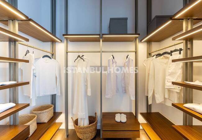 Luxe Real Estate with Sea View in Uskudar Istanbul 24