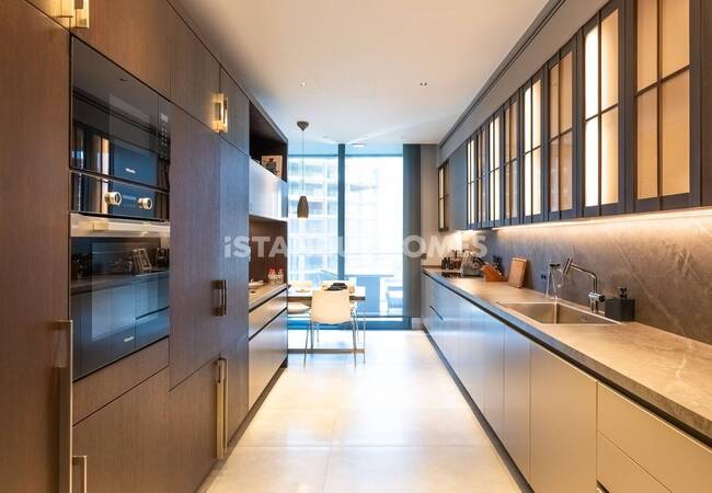 Luxe Real Estate with Sea View in Uskudar Istanbul 17