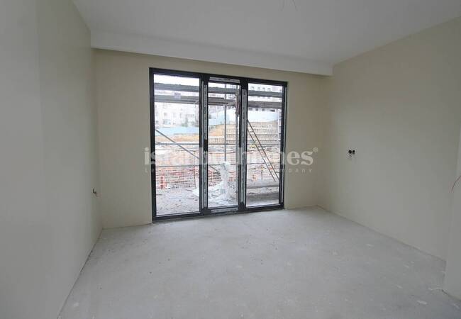 Immobilier Vue Sur Bosphore Dans Une Résidence Récurisée À Uskudar 18