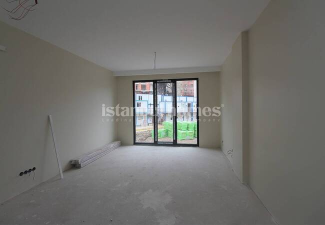 Immobilier Vue Sur Bosphore Dans Une Résidence Récurisée À Uskudar 13