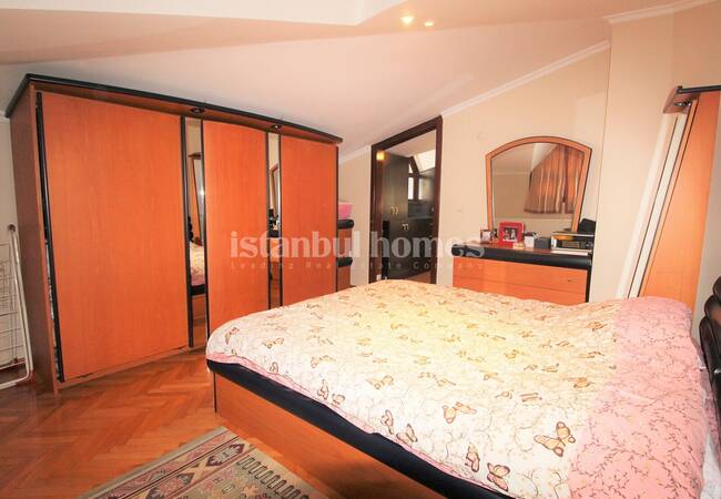 Duplex Apartment in Building with Lift in Sisli Istanbul 17