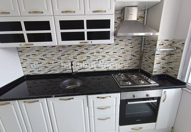 Apartment Close to Vialand Shopping Center in Eyupsultan 17
