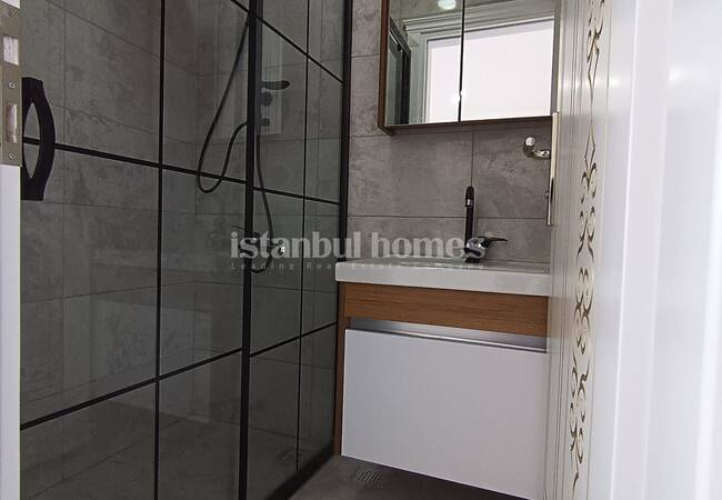 Apartment Close to Vialand Shopping Center in Eyupsultan 23