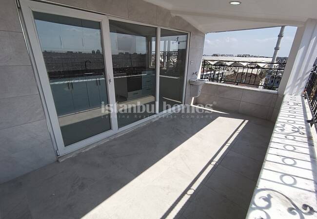 Apartment Close to Vialand Shopping Center in Eyupsultan 26