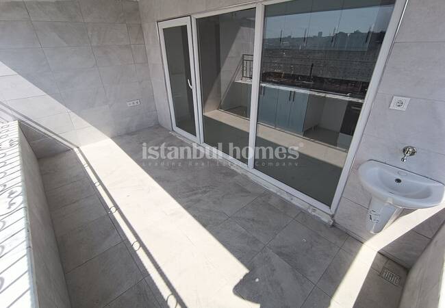 Apartment Close to Vialand Shopping Center in Eyupsultan 27