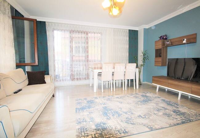 Gut Gelegene Geräumige Wohnung Zum Verkauf In Beyoglu 7