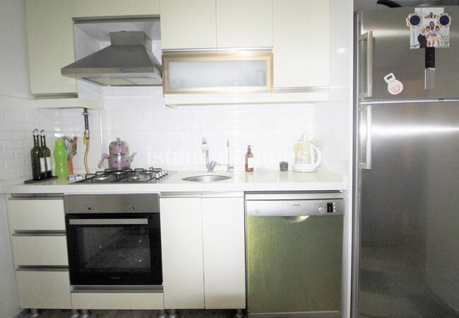 Gut Gelegene Geräumige Wohnung Zum Verkauf In Beyoglu 10