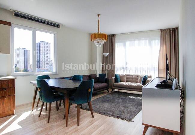 Apartment in a Complex Close to the Main Road in Kartal 6