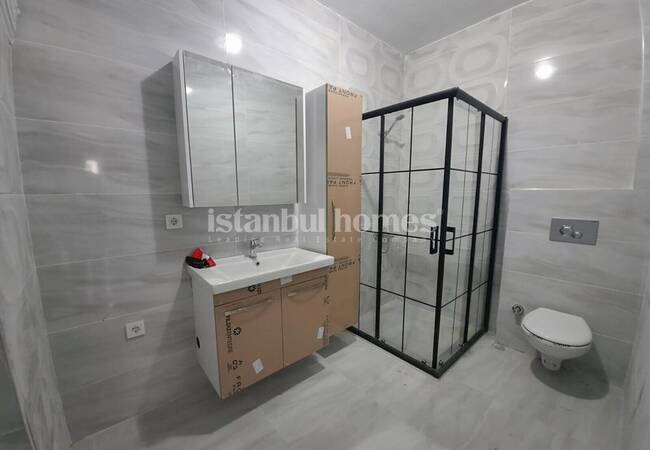 Tuzla'da Sahile Yakın Konumda Satılık Bakımlı Daire 13