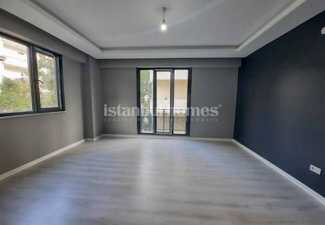 Tuzla'da Sahile Yakın Konumda Satılık Bakımlı Daire 5