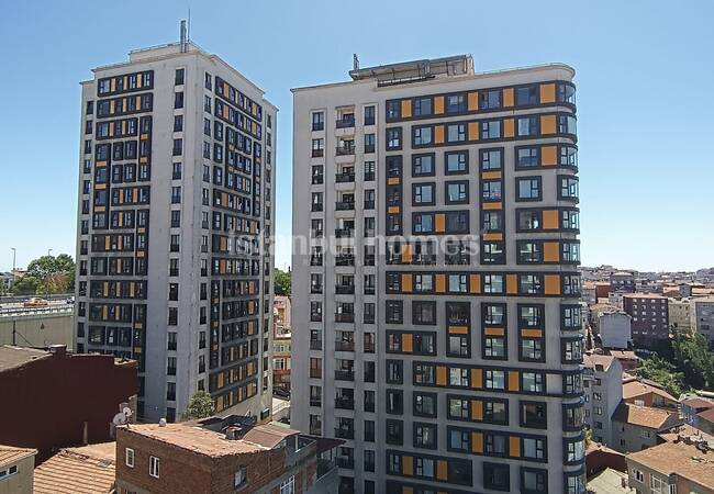 İstanbul Kağıthane’de Oturuma Hazır Ara Kat Daire 13