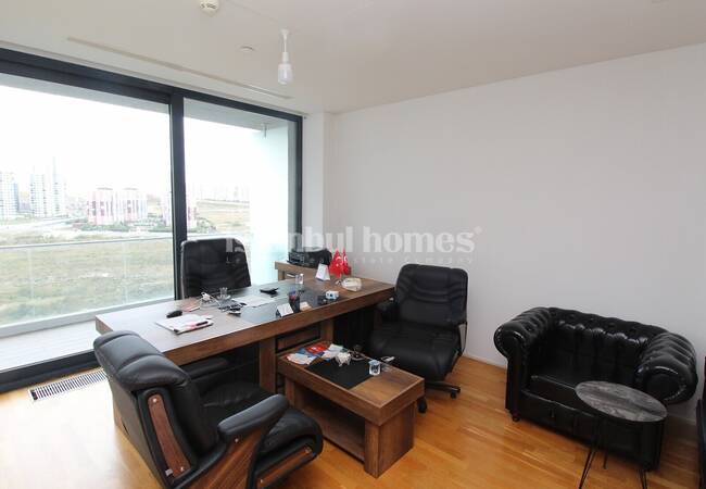 Apartment with Spacious Balcony in Basaksehir Istanbul 4