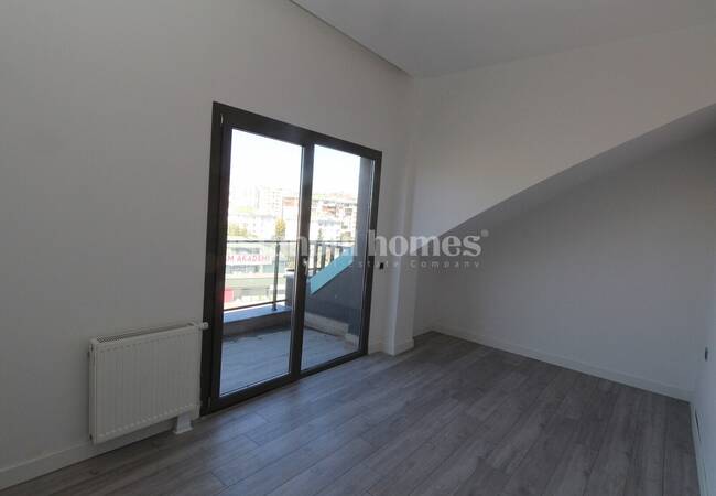 Stilvolle Duplex Wohnung Am Meer In Istanbul Buyukcekmece 37