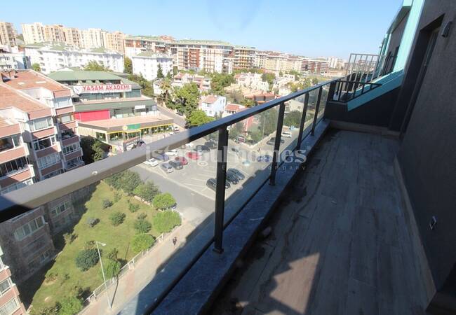 Stilvolle Duplex Wohnung Am Meer In Istanbul Buyukcekmece 39