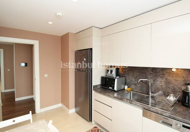 Useful Design Apartment in Luxe Complex in Istanbul Zeytinburnu 13