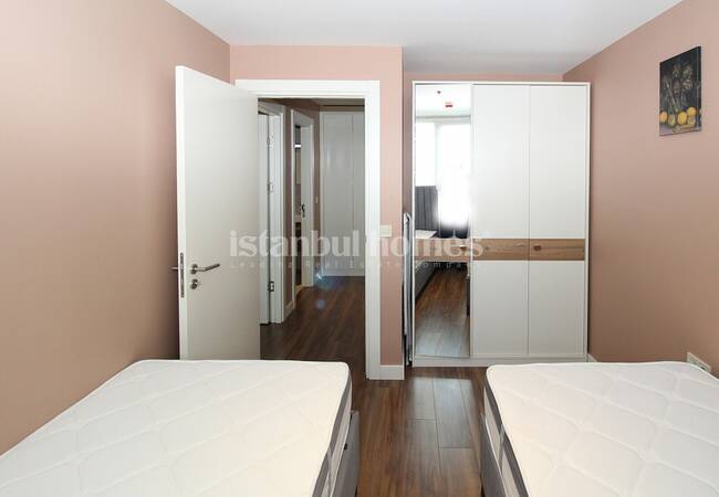 Useful Design Apartment in Luxe Complex in Istanbul Zeytinburnu 18