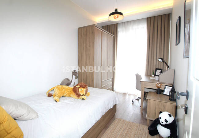 Kartal'da Metro İstasyonuna Yakın Havuzlu Satılık Daireler 12