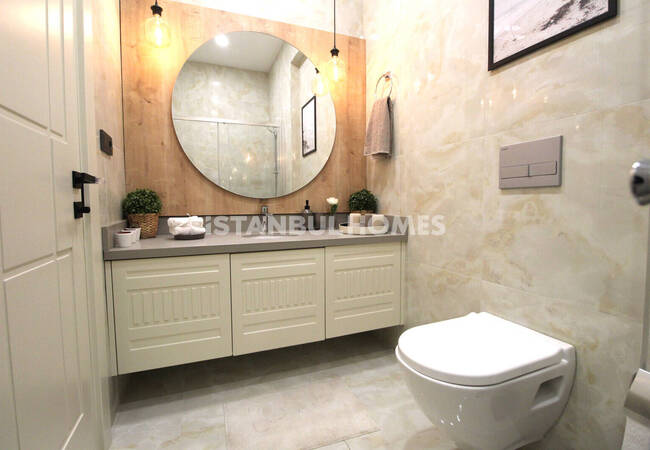 Kartal'da Metro İstasyonuna Yakın Havuzlu Satılık Daireler 16