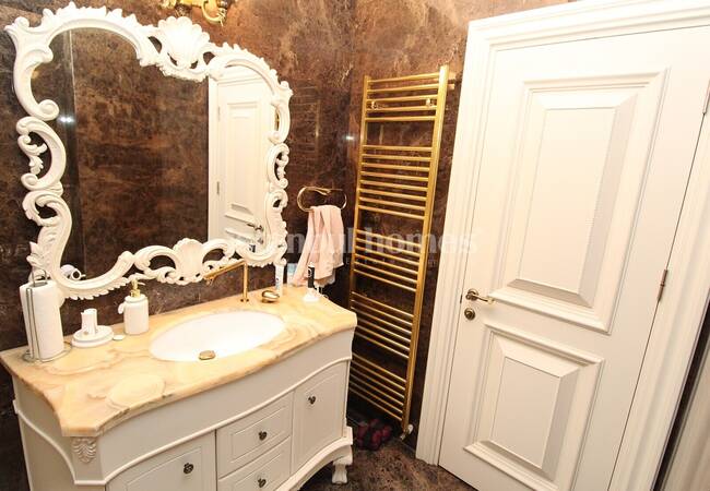 Key-ready 3+1 Flat 300 M From the Metro in Bakirkoy Istanbul 21