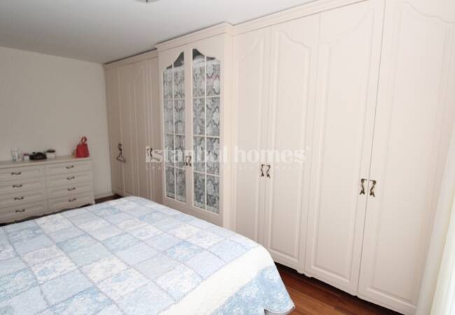 Key-ready 3+1 Flat 300 M From the Metro in Bakirkoy Istanbul 23