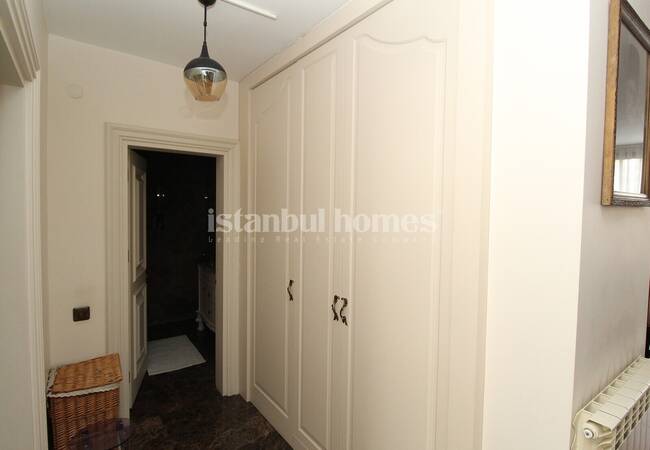 Key-ready 3+1 Flat 300 M From the Metro in Bakirkoy Istanbul 25