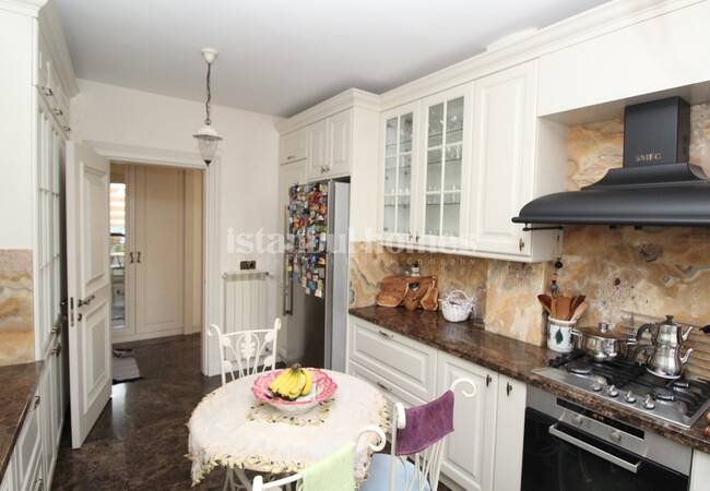 Key-ready 3+1 Flat 300 M From the Metro in Bakirkoy Istanbul 32