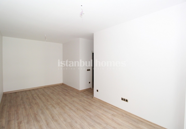 Garden Floor Properties 650 M From Tram in Zeytinburnu Istanbul 20