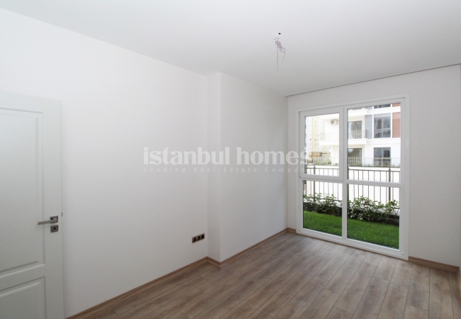 Garden Floor Properties 650 M From Tram in Zeytinburnu Istanbul 28