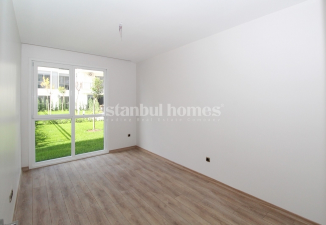 Garden Floor Properties 650 M From Tram in Zeytinburnu Istanbul 30