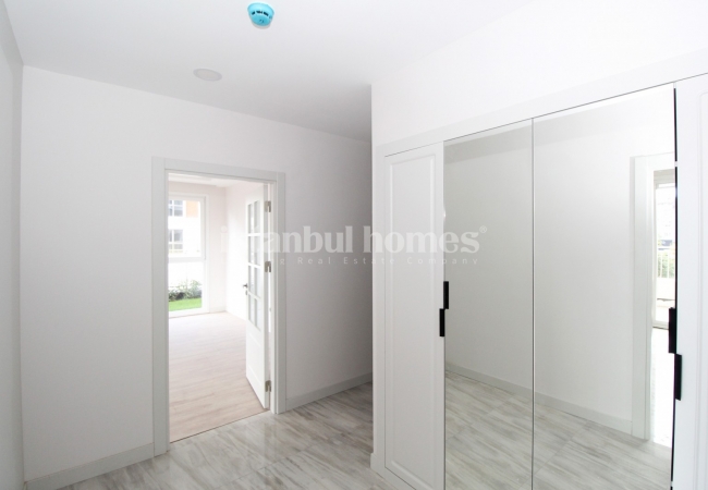 Garden Floor Properties 650 M From Tram in Zeytinburnu Istanbul 32