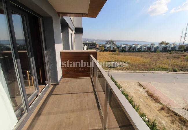 Furnished Apartment in Complex at 650 Meters From Sea in Buyukcekmece 16