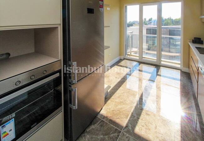 Furnished Apartment in Complex at 650 Meters From Sea in Buyukcekmece 20