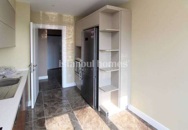 Furnished Apartment in Complex at 650 Meters From Sea in Buyukcekmece 18