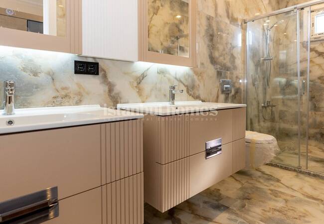 Duplex Villa with Garden and Pool in Istanbul Beylikduzu 26